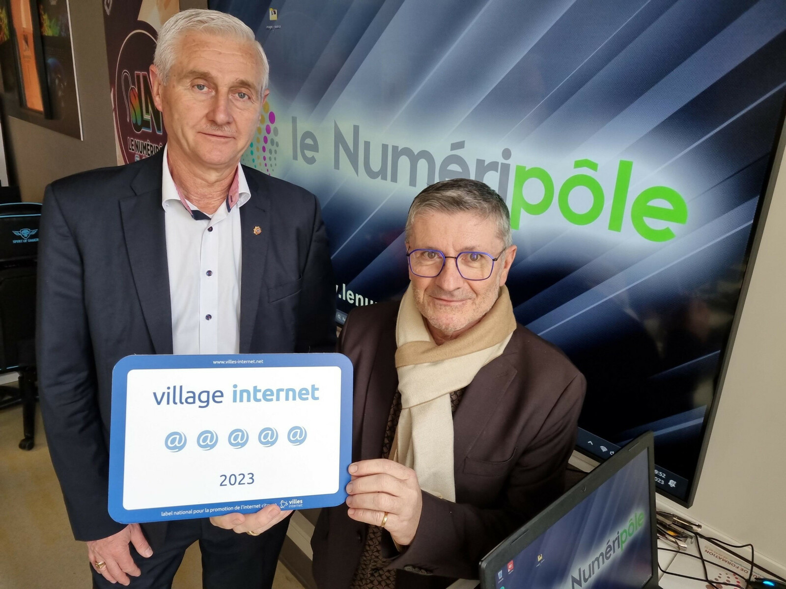 Label Ville Internet 5@