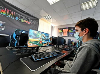 Championnats de France des médiathèques depuis l'espace gaming du Numéripôle